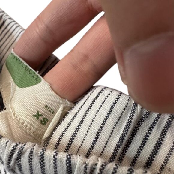 Anthropologie black & white striped linen cropped pants size XS - Picture 4 of 5